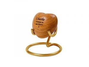 Standaard geschikt voor klein houten hart en Paw print urn