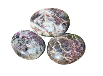 Roze toermalijn vrijstaand